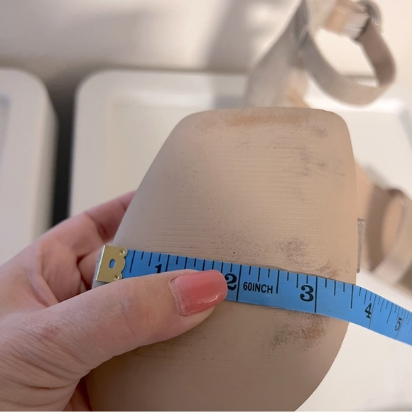 Steve Madden Reverie suede Sandals, chunky heel, nude, size 9.5, like new! - Picture 10 of 11